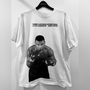 NWOT Ultra Rare Mike Tyson T-Shirt Men's Large Boxing Graphic Funny